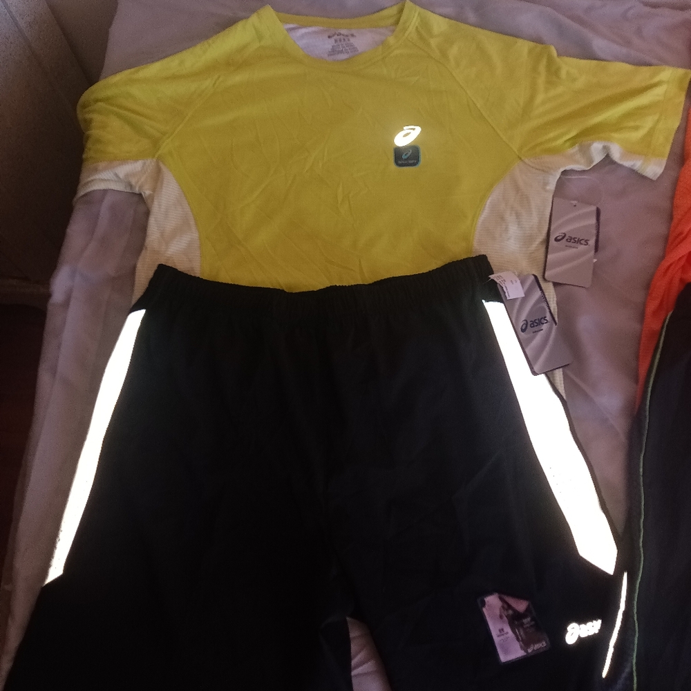 Asics Neon Yellow Active Tee Size M & Black Shorts L Mens NWTs